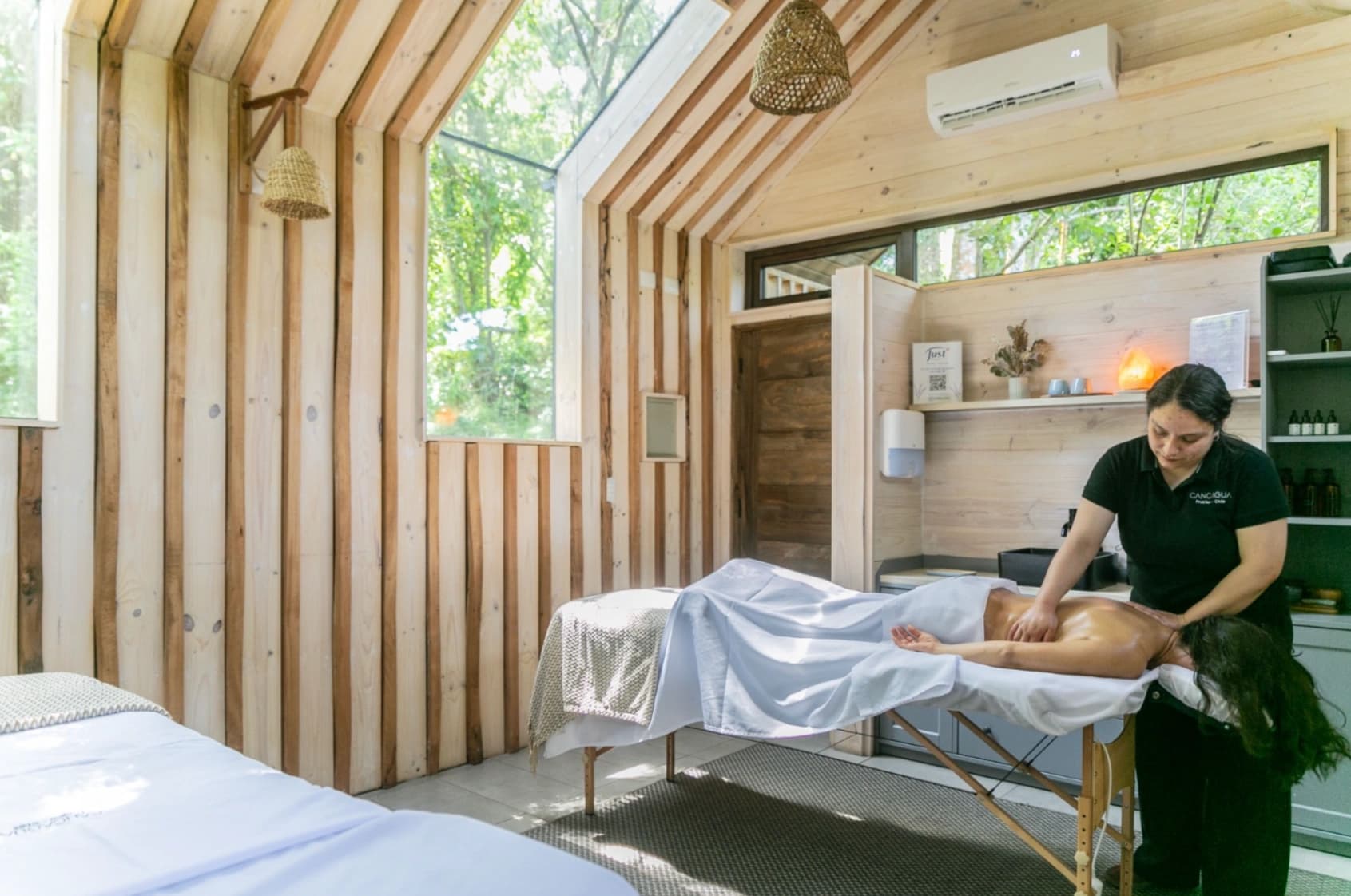 Massages & Therapies - imagen 1 de 2